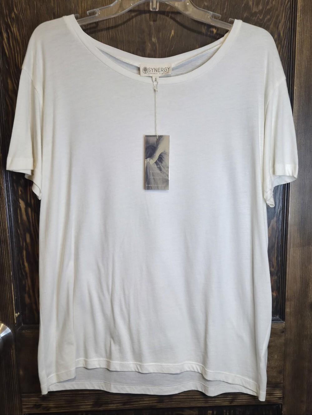 NWT Synergy Organic Cloud White Relaxed Fit Scoop Neck Hi-low Bottom Hem T-Shirt